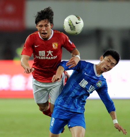 意甲-阿瑙替补制胜 国米2-1佛罗伦萨距榜首1分